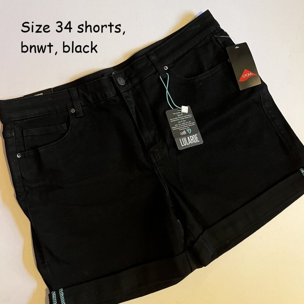 Size 34 Lularoe Boyfriend shorts, black